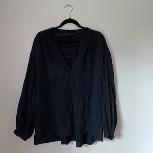 Black cotton Uniqlo shirt